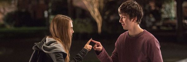 PAPER TOWNS Movie Review - A Teenage Life More Ordinary 
