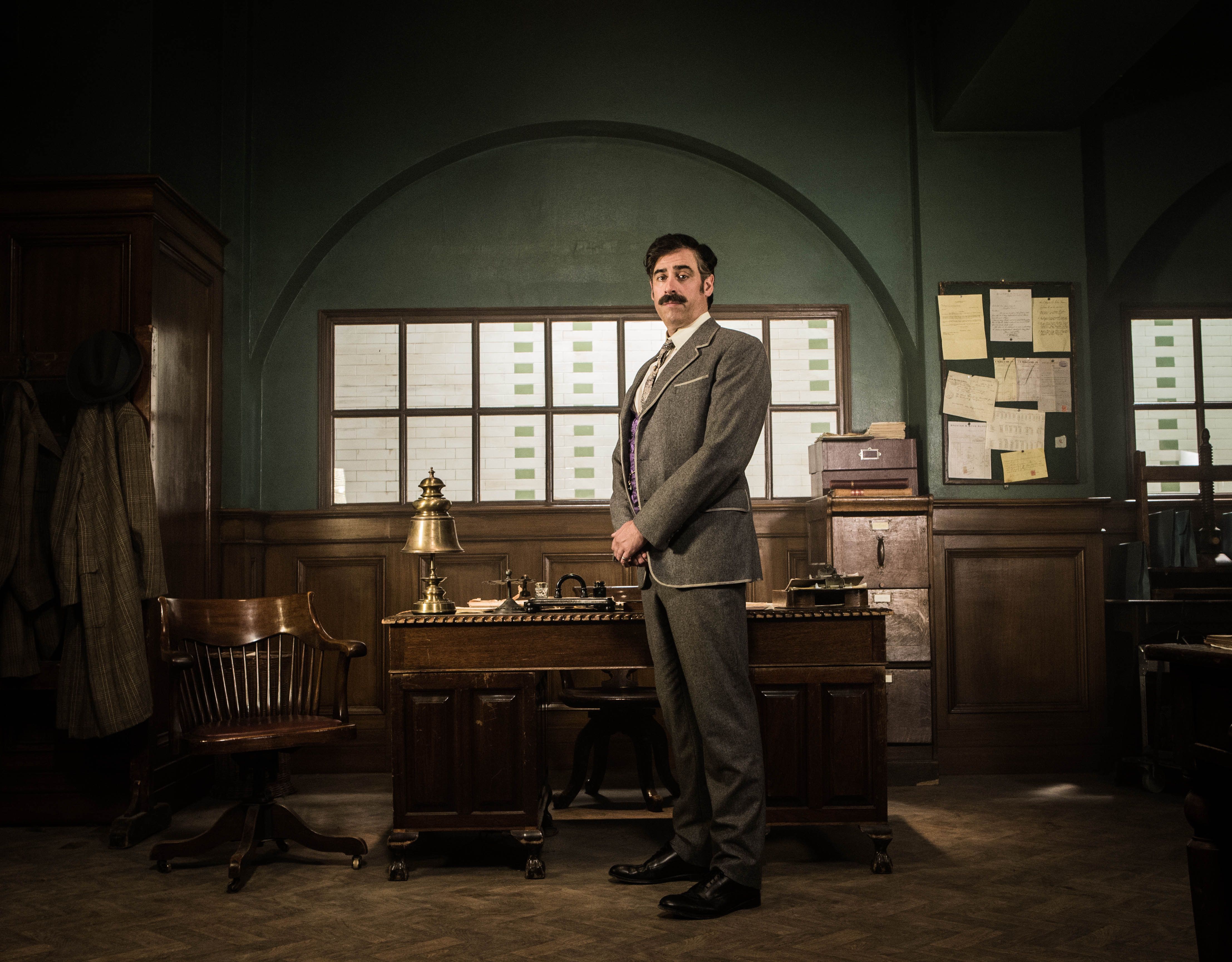 houdini-doyle-10-things-to-know-about-fox-s-new-series-collider
