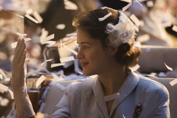 the-crown-image-claire-foy-600x399.jpg