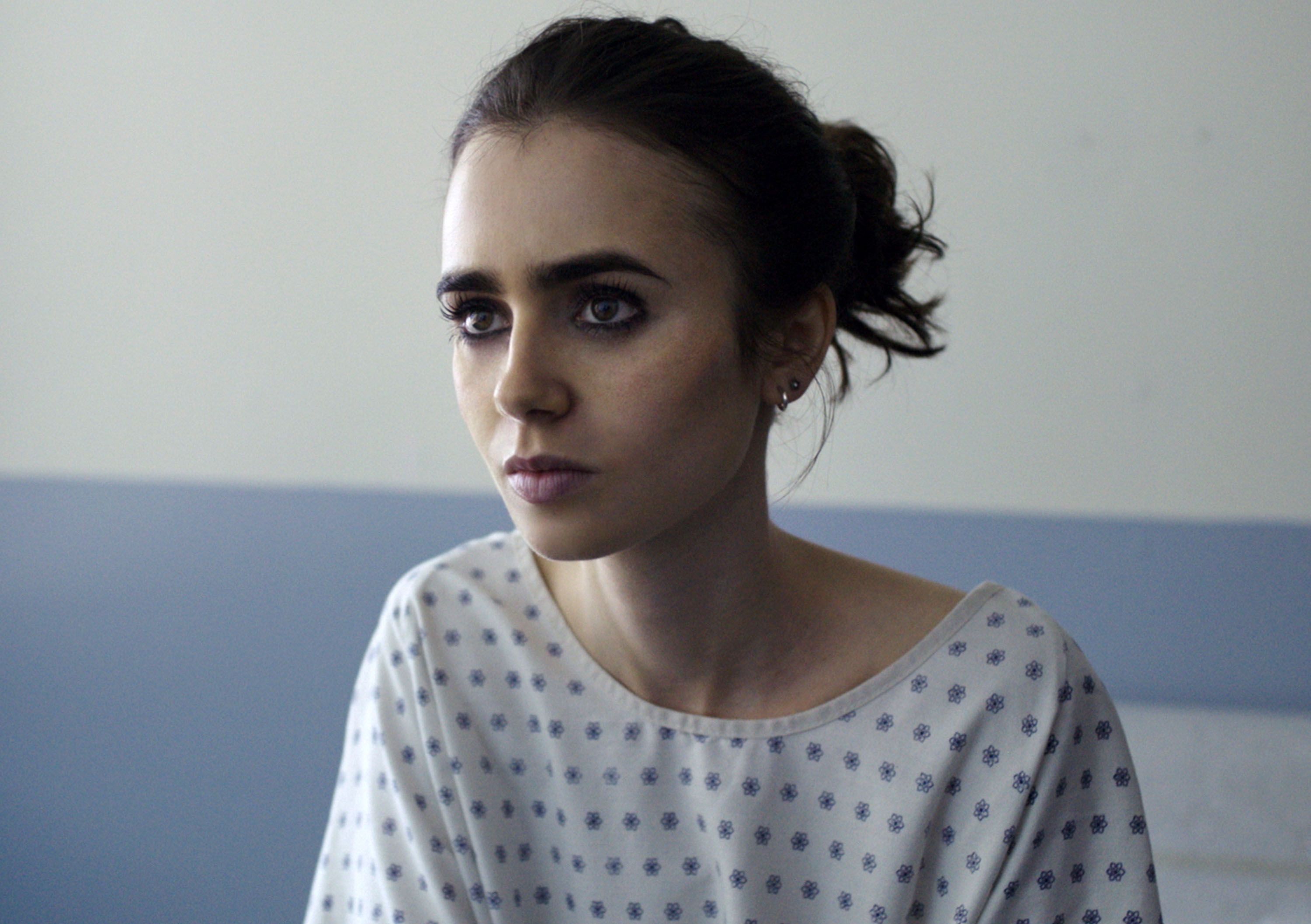 Lily Collins on To the Bone, Anorexia, and Eating ...