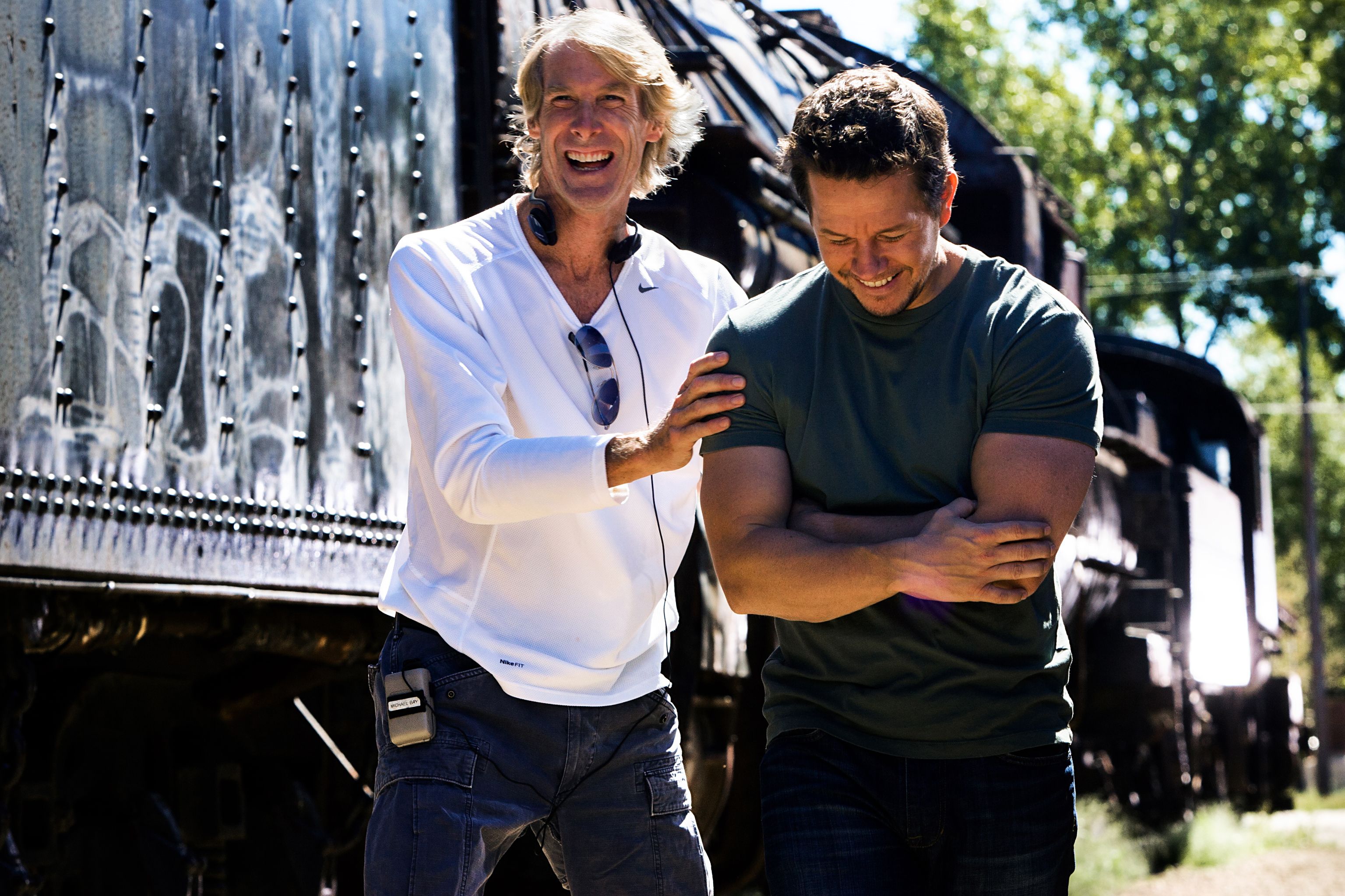 Michael Bay Reveals His Medieval Cast in New 'Transformers: The Last Knight' Set Videos - Collider.com