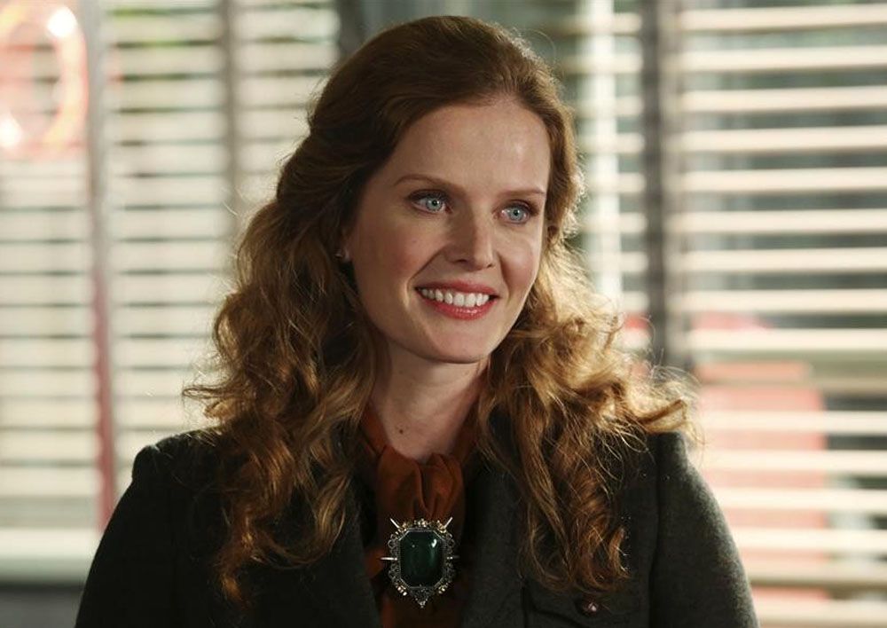 Once Upon A Time Season 3 Interview Rebecca Mader Talks Wicked Witch
