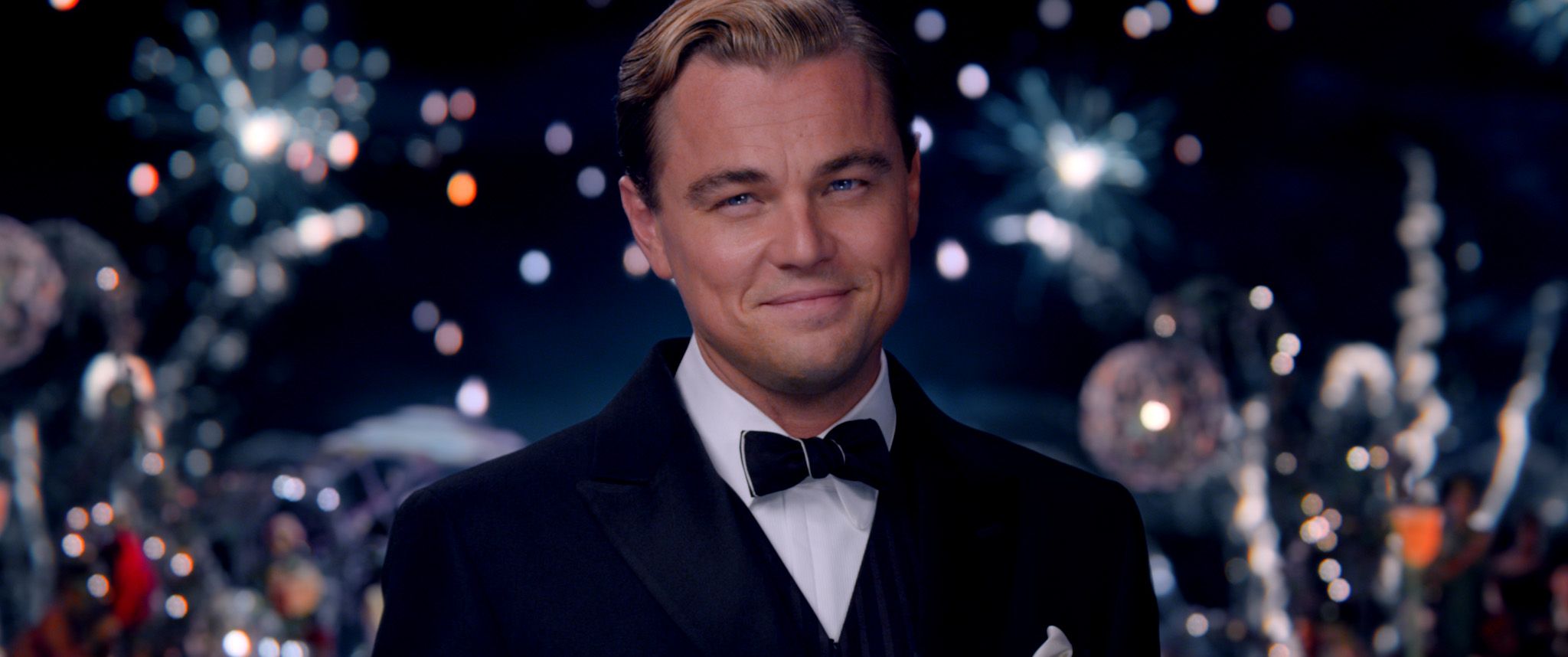 THE GREAT GATSBY Review. THE GREAT GATSBY Stars Leonardo DiCaprio and