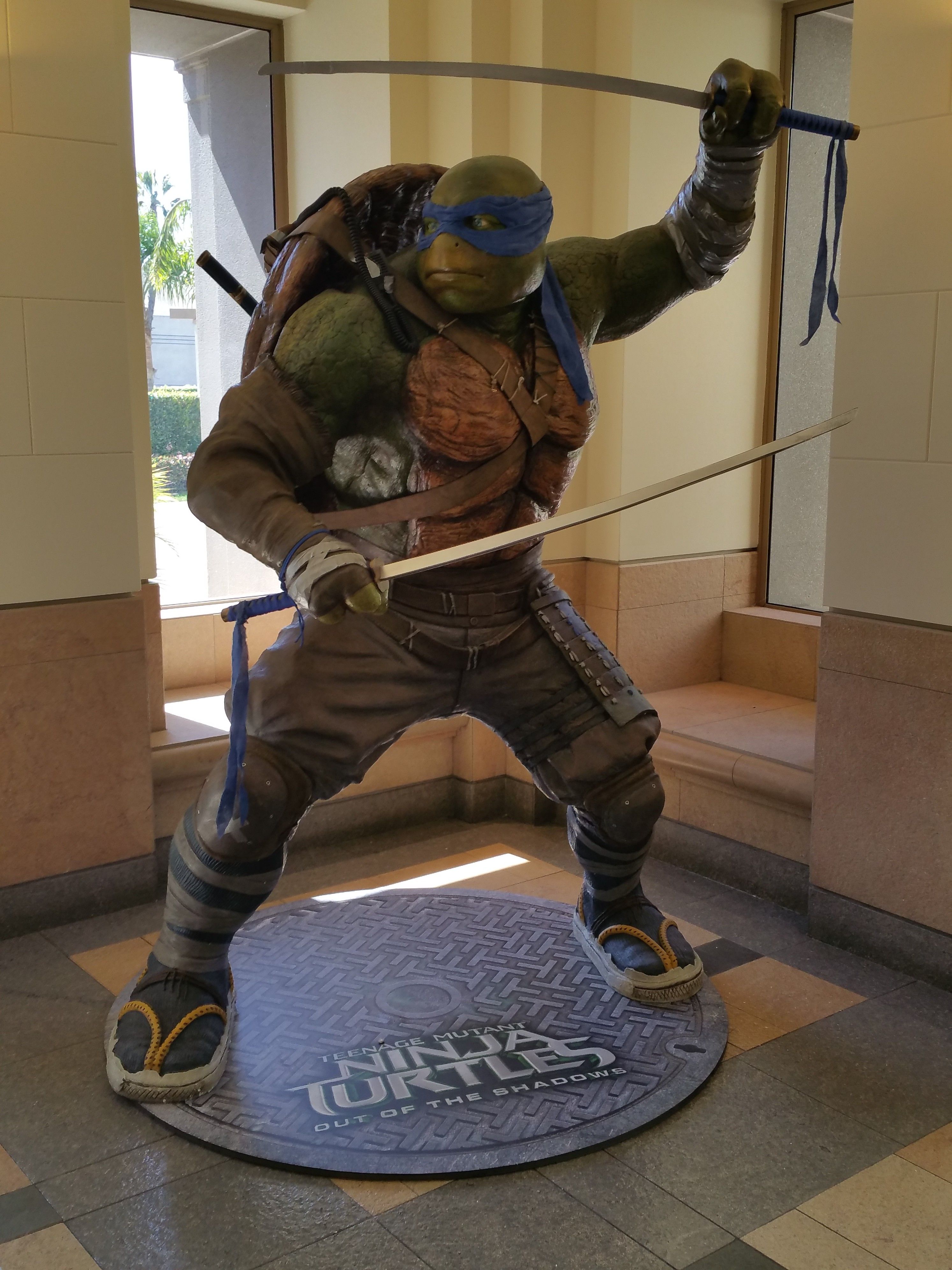 ninja turtles statue